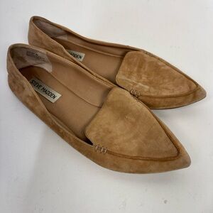 Steve Madden Tan Suede Flats